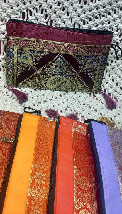 NECESER EN SEDA ELEGANTE IRREPETIBLE Y ESPECIAL. MÁS COLORES EN WEB.ENVÍO GRATIS SIN PEDIDO MÍNIMO.