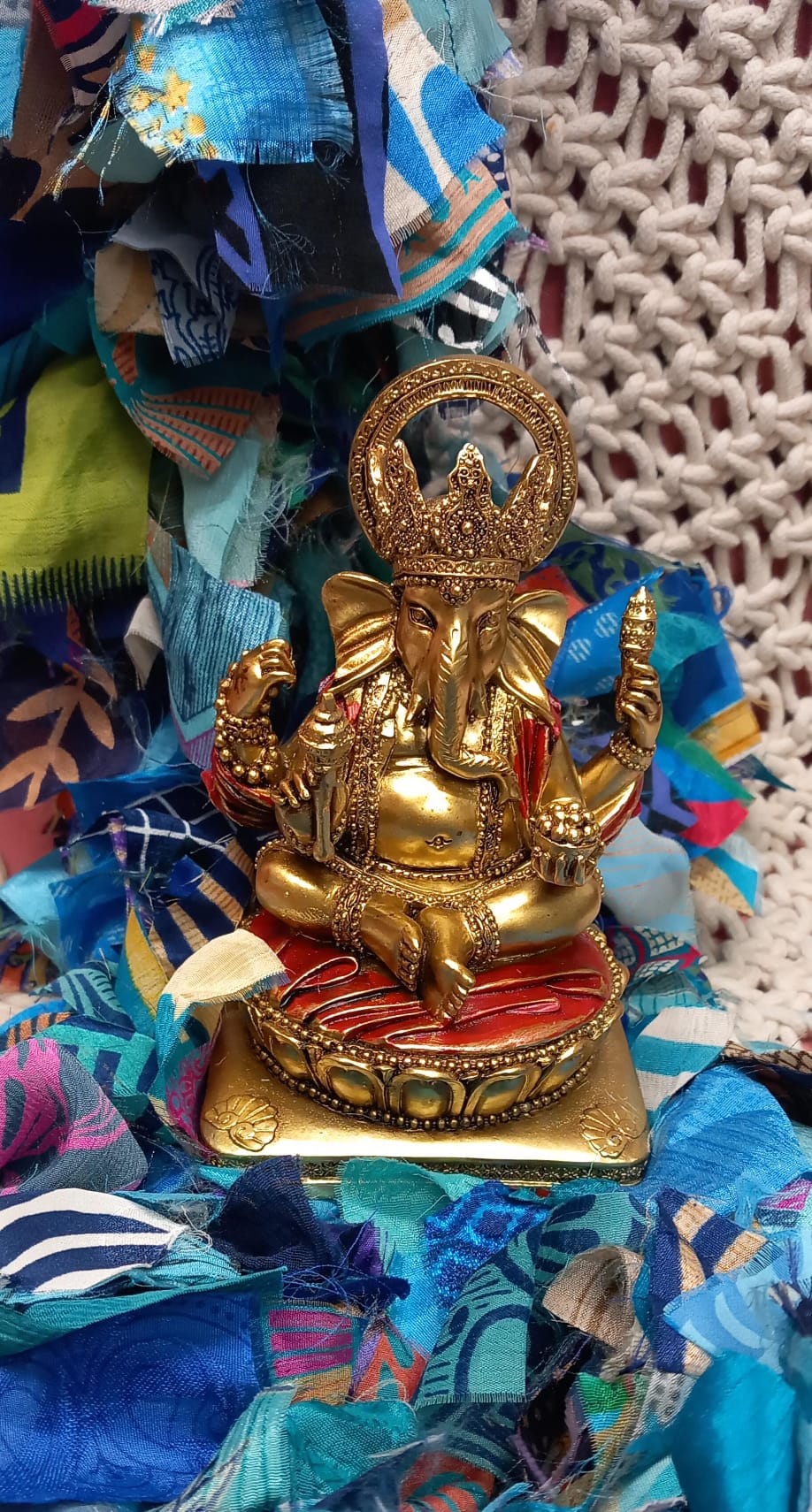 Pieza de Ganesha con alma ideal para espacios de calma,meditación o interiorismo con alma.Envío Gratis sin pedido mínimo.