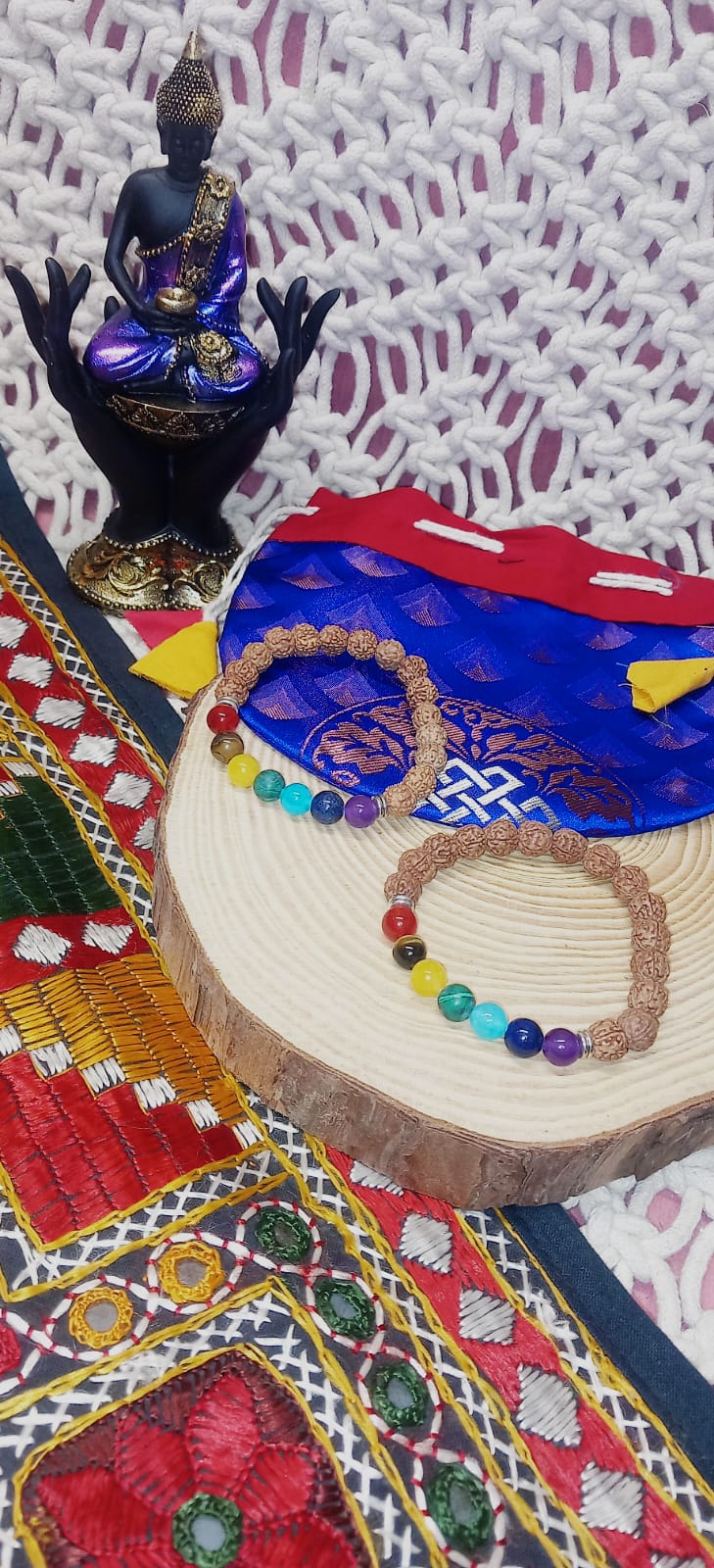 PULSERA MALA RUDRAKSHA CON LOS SIETE CHAKRAS,COMPLEMENTO PARA LUCIR CON ESTILO CONSCIENTE.ENVÍO GRATIS SIN PEDIDO MÍNIMO.