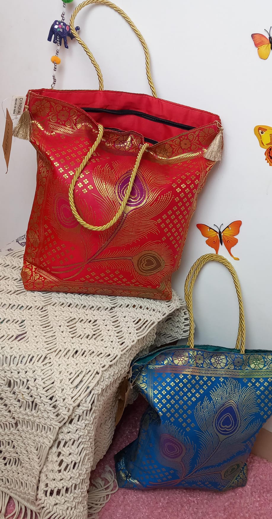 Tote seda saree de primera calidad,artesanía India,envío gratis sin pedido mínimo y precio sin competencia.