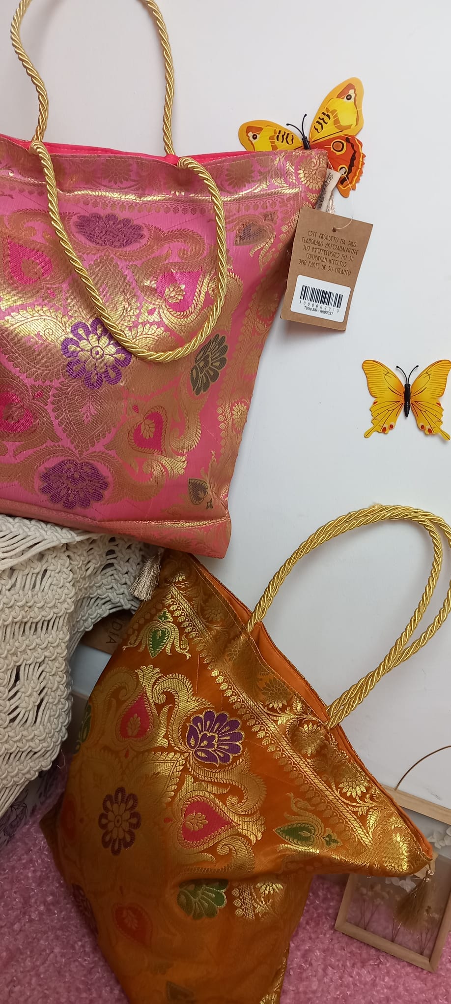 Tote seda saree de primera calidad,artesanía India,envío gratis sin pedido mínimo y precio sin competencia.