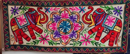 CAMINO DE MESA GORA 35X90 PORQUE SOMOS REFERENTES EN ARTESANÍA ESPECIAL.ENVÍO GRATIS SIN PEDIDO MÍNIMO.