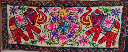 CAMINO DE MESA GORA 35X90 PORQUE SOMOS REFERENTES EN ARTESANÍA ESPECIAL.ENVÍO GRATIS SIN PEDIDO MÍNIMO.