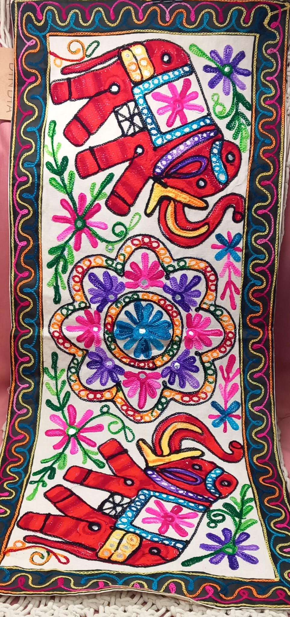 CAMINO DE MESA GORA 35X90 PORQUE SOMOS REFERENTES EN ARTESANÍA ESPECIAL.ENVÍO GRATIS SIN PEDIDO MÍNIMO.