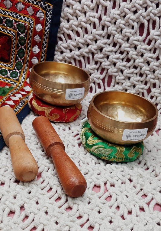 CUENCO GRABADO INCLUYE ZAFU Y STICK DE MADERA,INSTRUMENTO ANCESTRAL HECHO EN NEPAL.ENVÍO GRATIS SIN PEDIDO MÍNIMO.