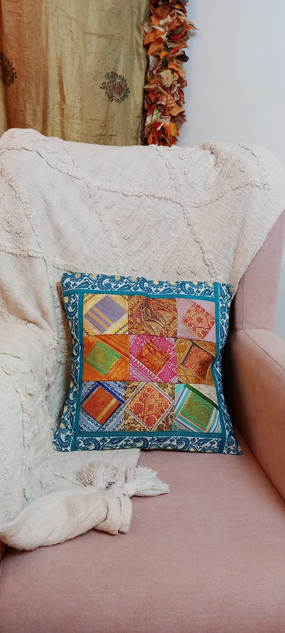Funda de Cojín Patchwork Retales en un pieza única,perfecto para dar vida a rincones especiales.ENVÍO GRATIS SIN PEDIDO MÍNIMO.