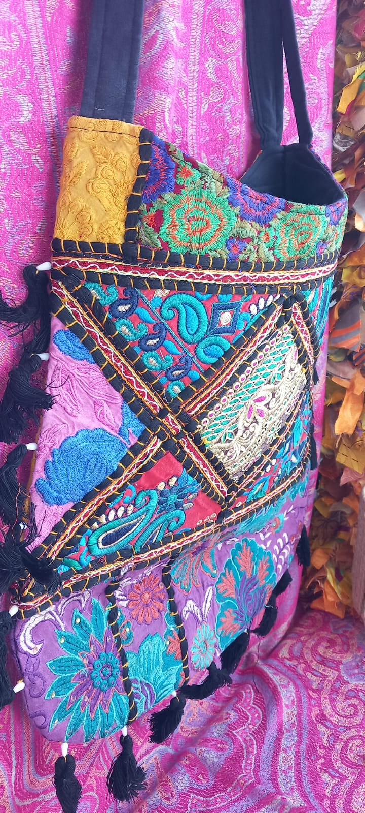 UN BOLSO CON ALMA,SIGNIFICADO Y ESTILO ÚNICO.BOLSO AGRA NAYA.ENVÍO GRATIS SIN PEDIDO MÍNIMO.