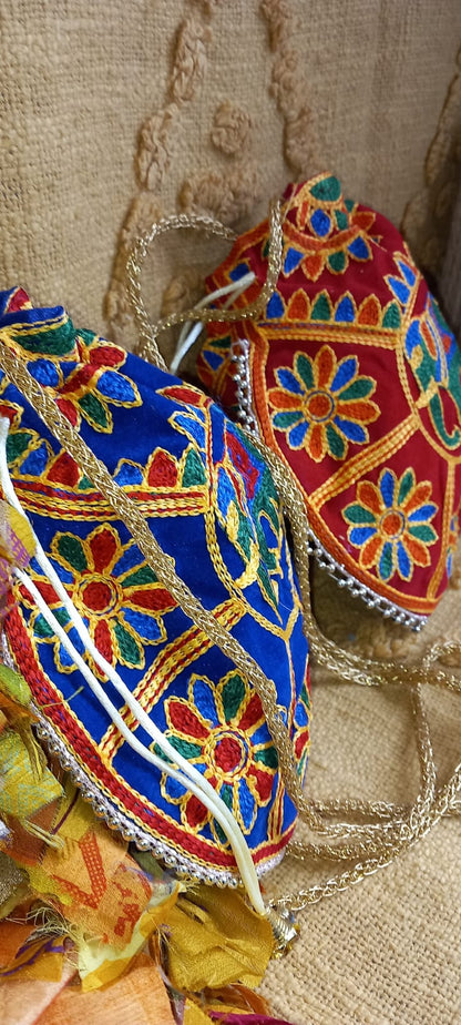 BOLSO BOMBONERA ART ELEFANTE BOLSO DE MANO BORDADO CON CIERRE DE CORDÓN.ENVÍO GRATIS SIN PEDIDO MÍNIMO.