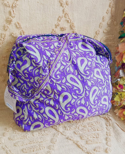 BOLSO SEDA CON CREMALLERA,AUTÉNTICA ARTESANÍA INDIA CON MÁGICOS COLORES.ENVÍO GRATIS SIN PEDIDO MÍNIMO.