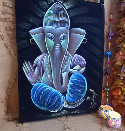 TEXTIL TERCIOPELO GANESHA EN 3 COLORES A ELEGIR PINTADO A MANO EN INDIA UNA OBRA CARGADA DE SIMBOLISMO Y COLOR. ENVÍO GRATIS SIN PEDIDO MÍNIMO.