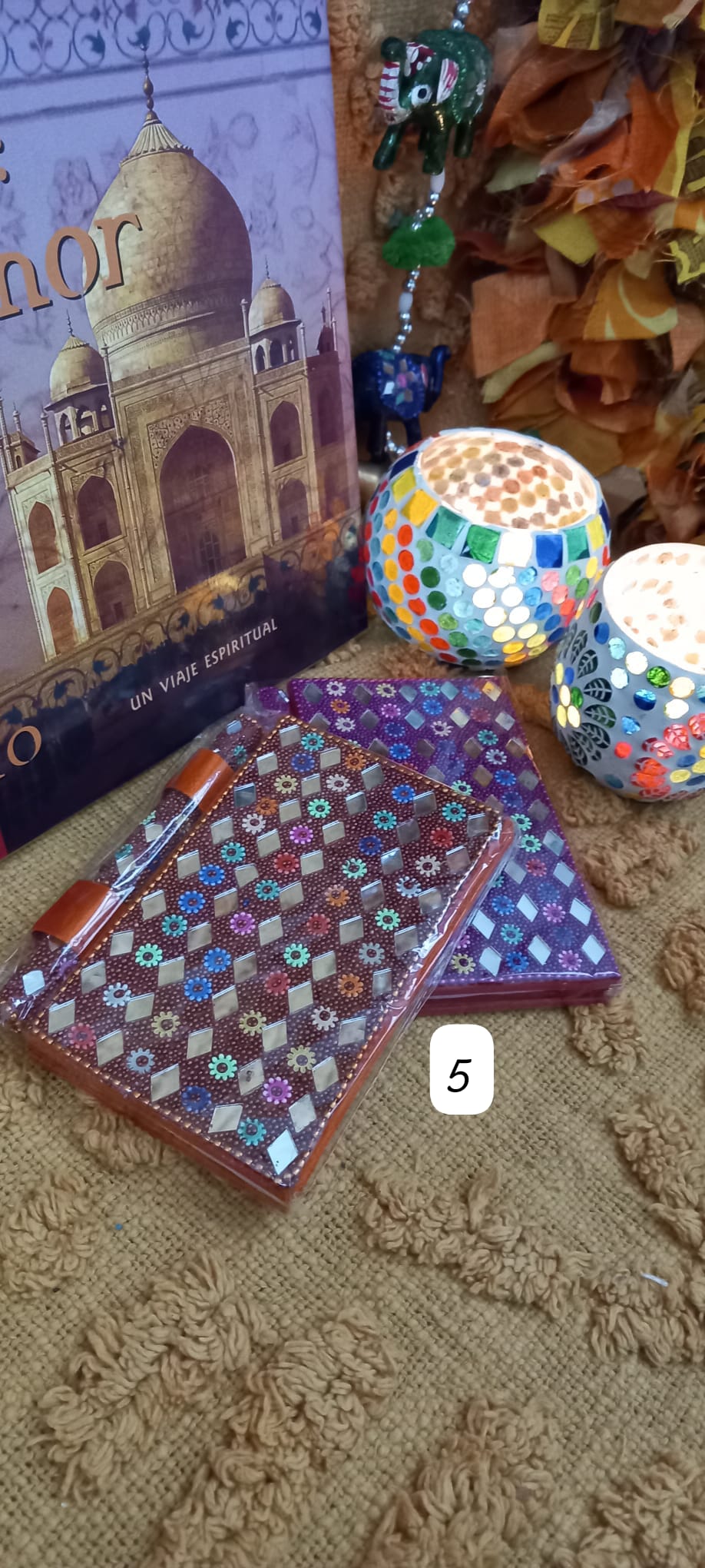 2 LIBRETAS Y 2 BOLIS SET IMPRENSCINDIBLE HECHO A MANO EN INDIA**EL PRECIO DE 9.99€ ES POR 2 SET DE LIBRETA Y BOLI. EN TOTAL POR 9.99€ RECIBIRÁ 2 LIBRETAS Y SUS 2 BOLIS**