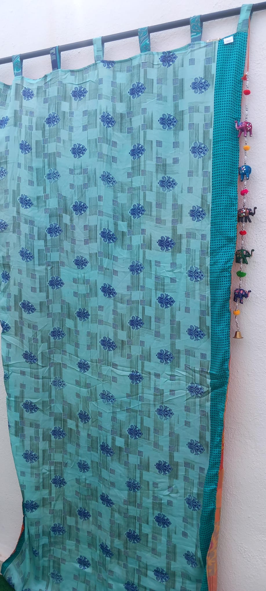 CORTINA MÁGICA PORQUE ES REVERSIBLE PATCHWORK A 2 CARAS YA CONFECCIONADA.ENVÍO GRATIS.