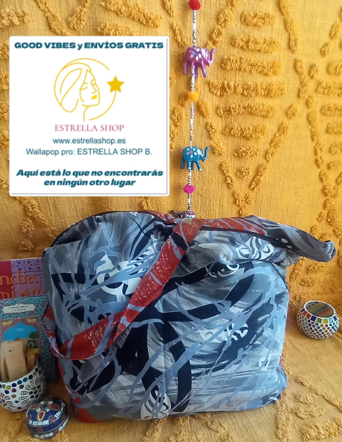 Bolso india de escapada, fin de semana,playa,montaña, gimansio...Con cremallera.

Bolso elaborado en tejido indio y con estampados étnicos, en colores mágicos.

Tiene una forma amplia con cierre cremallera y un asa para poder colgarla cómodamente estilo bandolera.

Todos son únicos y diferentes. Tenemos muchos modelos.

Medidas aproximadas 50 cm.

Envío gratis.