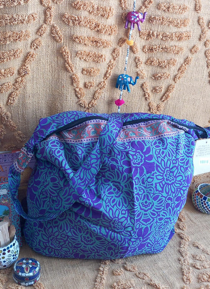 BOLSO SEDA CON CREMALLERA,AUTÉNTICA ARTESANÍA INDIA CON MÁGICOS COLORES.ENVÍO GRATIS SIN PEDIDO MÍNIMO.