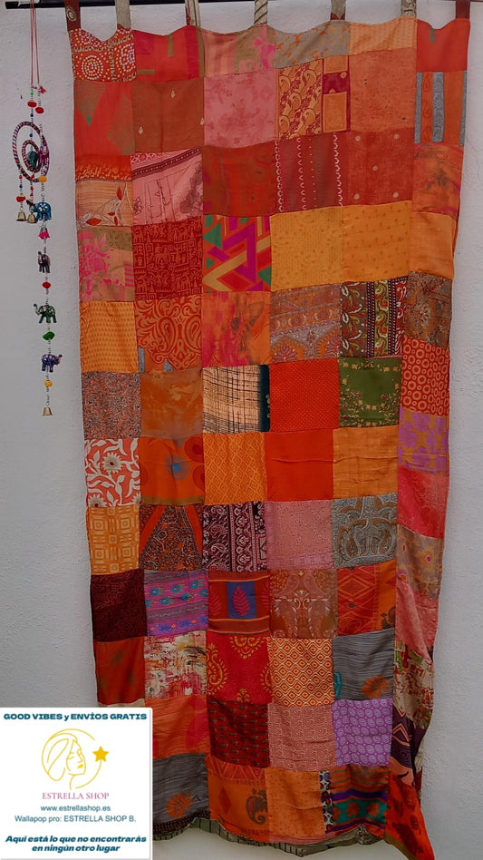 Cada cortina está organizada con de tela a juego de doble cara. Puede usarla por la cara que más le guste. Con estas coloridas cortinas se puede crear un ambiente bohemio acogedor en un instante.&nbsp; Perfecta para ventana o como cortina de puerta, se pueden decorar con estas cortinas de aspecto oriental pero también camas con dosel y asientos.