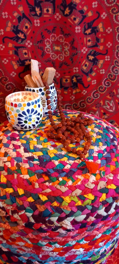 El Collar Mala Semilla Rudraksha es una pieza profundamente espiritual, ideal para quienes valoran la conexión interior y los accesorios con historia.ENVÍO GRATIS SIN PEDIDO MÍNIMO.