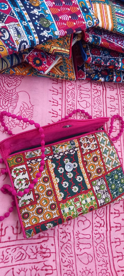 SELECCIONA TU CLUTCH "SUEÑO EN LA INDIA"FAVORITO.TODA UNA EXPRESIÓN DE ARTE Y EXCLUSIVIDAD.ENVÍO GRATIS SIN PEDIDO MÍNIMO.
