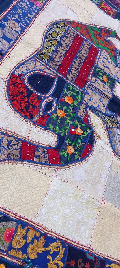 Tapiz bordado a mano y patchwork elefante 150x100cm,textiles que hablan por sí mimos.ENVÍO GRATIS SIN PEDIDO MÍNIMO.