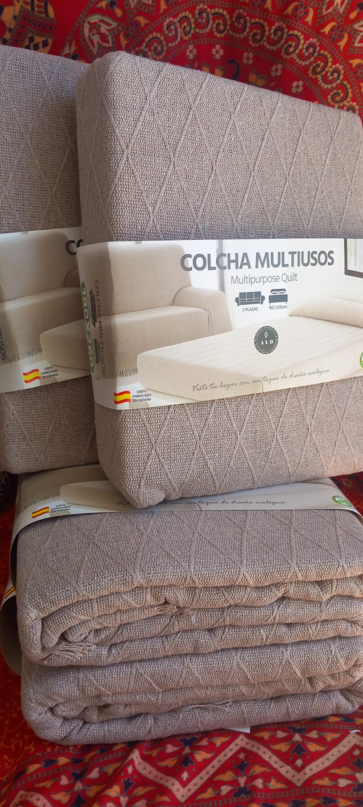 JARAPA MANTA RÚSTICA MULTIUSOS BEIG TAUPÉ CON FLECOS DE ALGODÓN RECICLADO. 85%ALGODÓN,ENVÍO GRATIS SIN PEDIDO MÍNIMO.