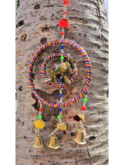 Colgador móvil ELEFANTES círculos con pompones y campanitas.Envio Gratis.