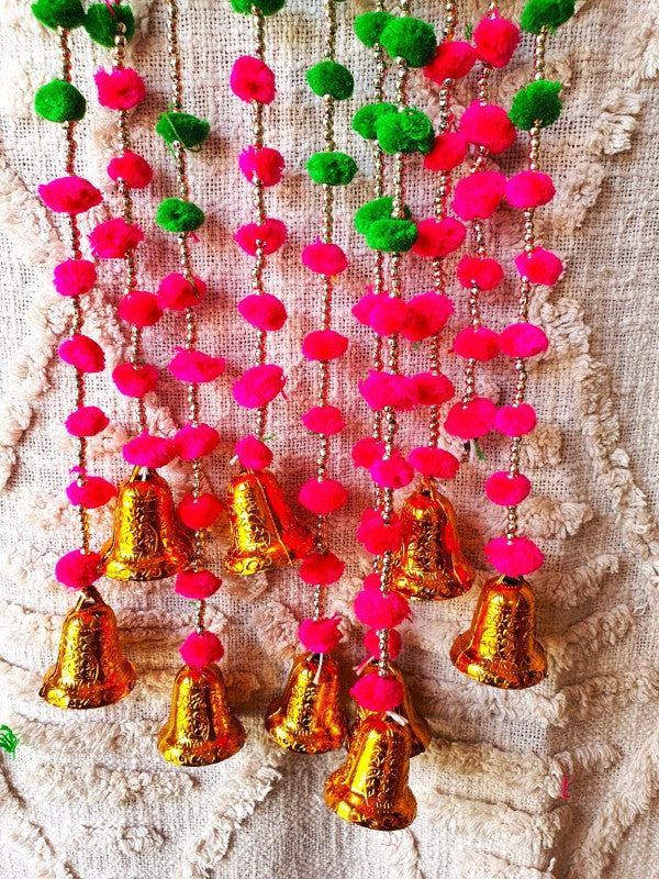 PACK DE 2 GUIRNALDAS MULTICOLOR CON CAMPANA, se trata de un modelo elaborado artesanalmente en India. ENVÍO GRATIS SIN PEDIDO MÍNIMO.