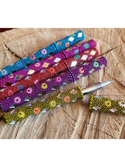 Pack de 10 bolígrafos con piezas hechas a mano,13.99€,envío gratis e inmediato.