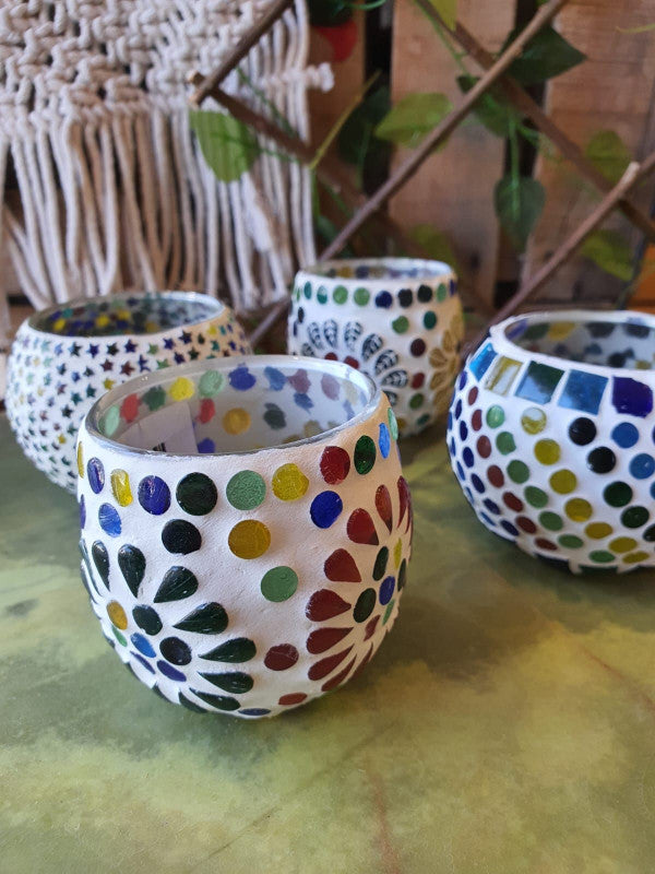 PORTAVELAS MOSAICO REFLEJANDO LUZ DE LA VELA,ARTESANÍA INDIA.JOYA DE VIDRIO CON ENVÍO GRATIS SIN PEDIDO MÍNIMO.