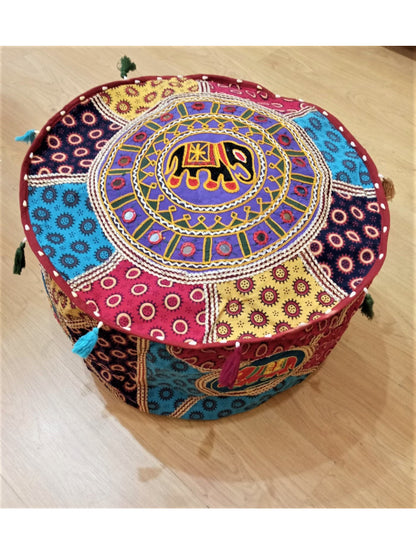 Puff con alma y mucho color en Patchwork Iro redondo 40cm aproximadamente.Envío Gratis sin pedido mínimo.