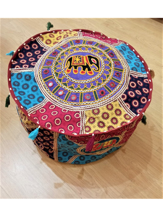 Puff con alma y mucho color en Patchwork Iro redondo 40cm aproximadamente.Envío Gratis sin pedido mínimo.