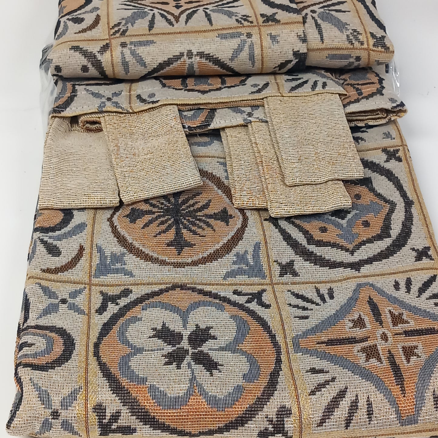 Cortinas confeccionadas con trebillas,multitonos terrazo.Envío Gratis y precio sin competencia.