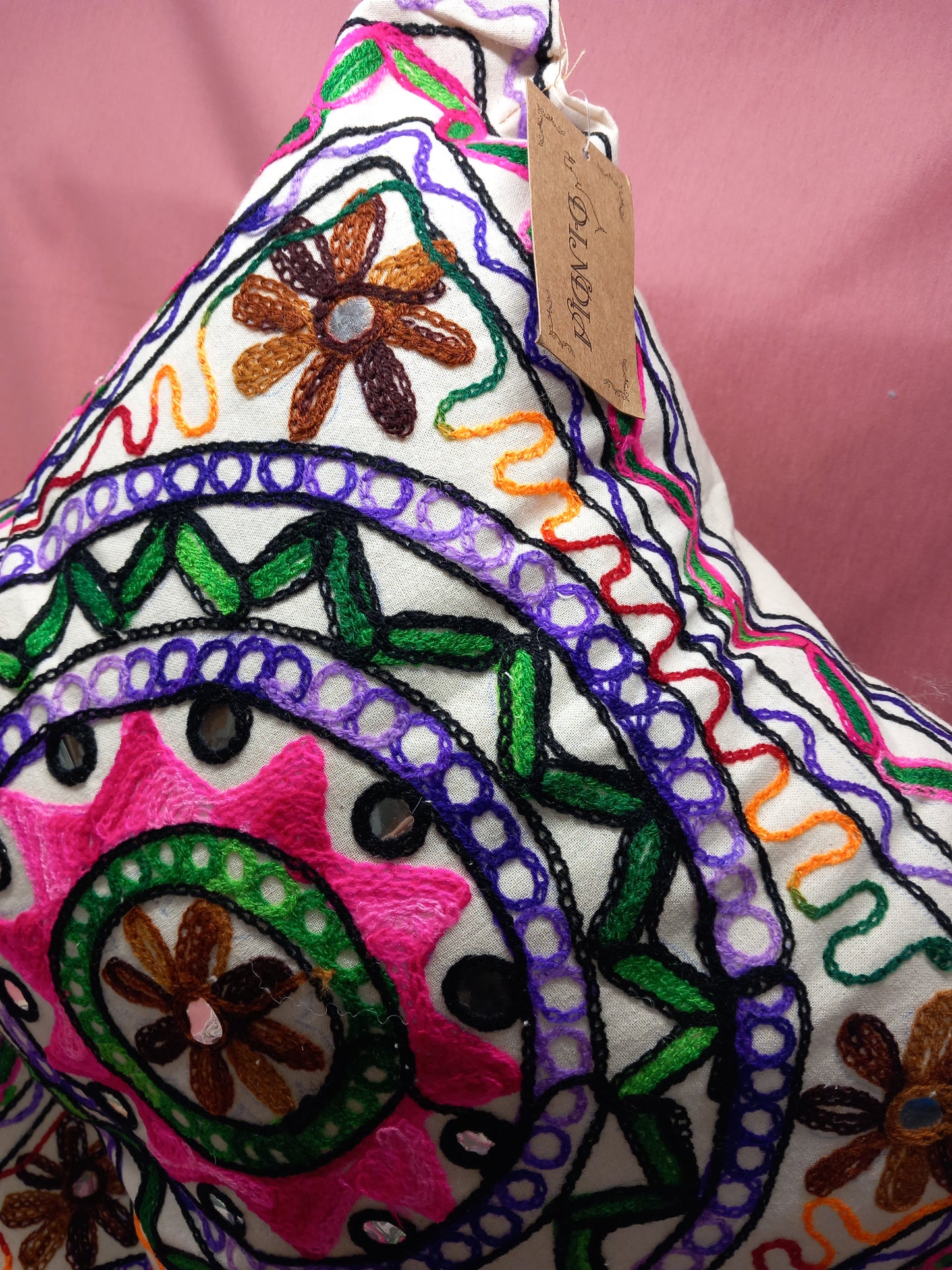 Fundas de cojín modelo mandala rosa.Precio sin competencia. Envío Gratis.