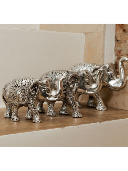 SET DE ELEFANTES EN METAL TALLADOS A MANO.10CM.ELEMENTO DECORATIVO CON INTENCIÓN Y CON ALMA.ENVÍO GRATIS.