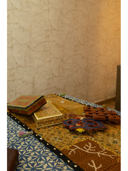 JOYA ESPIRITUAL TALLADA CON ALMA PARA DECORAR. Artesanía Nepalí.ENVÍO GRATIS SIN PEDIDO MÍNIMO.